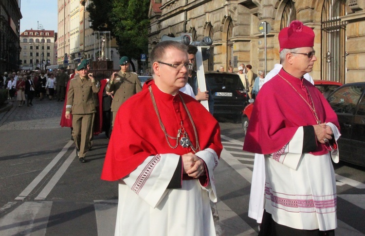 Procesja z relikwiami św. Stanisława i św. Doroty