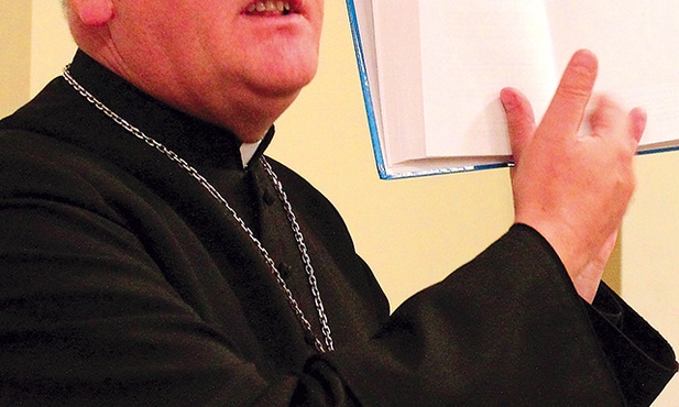 Abp Józef Górzyński prosił, by każdy przeczytał w Katechizmie Kościoła Katolickiego definicję liturgii