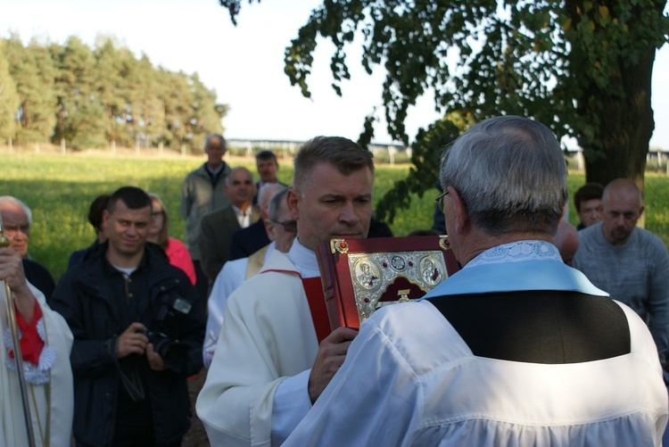 Powitanie ikony MB Częstochowskiej w Lubani