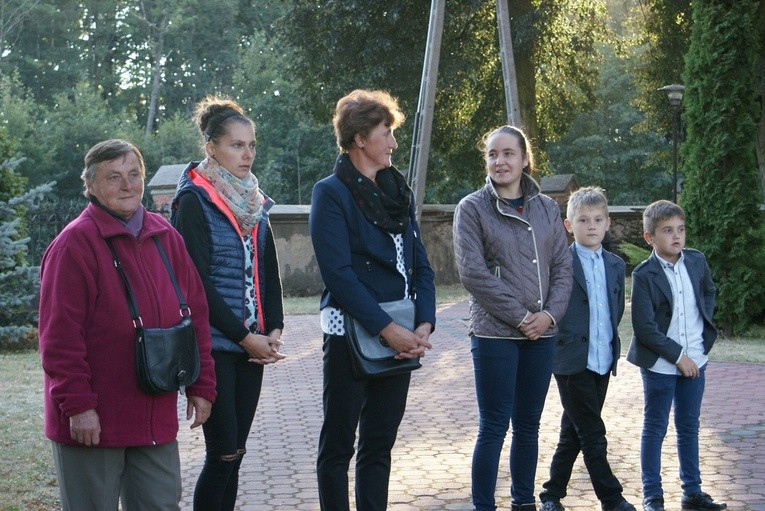 Powitanie ikony MB Częstochowskiej w Lubani