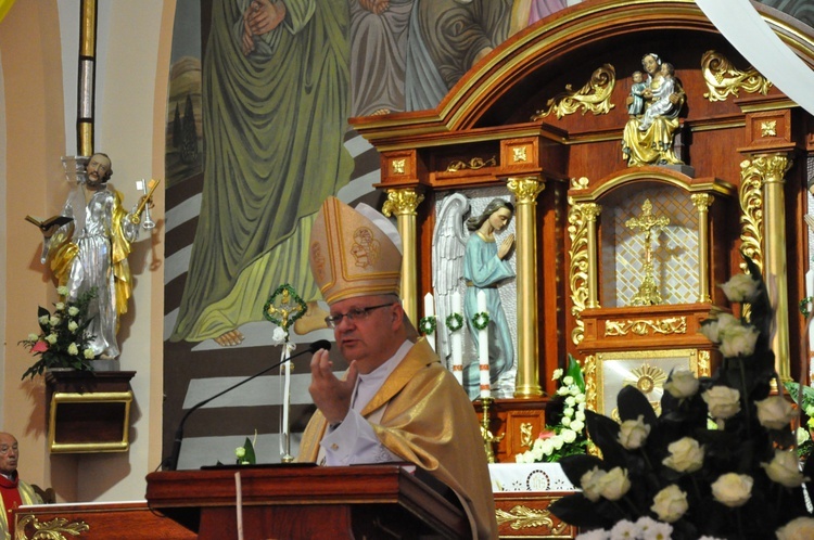 Poświęcenie kościoła w Ostrożnicy