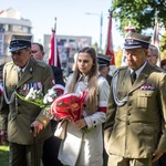 Cześć i chwała bohaterom!