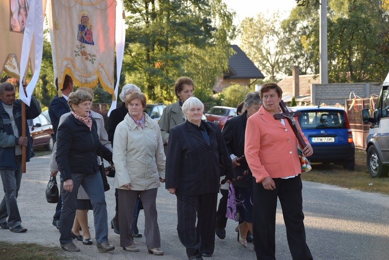 Powitanie MB Częstochowskiej w Lewinie