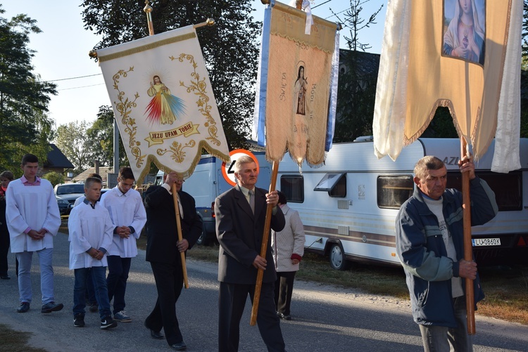 Powitanie MB Częstochowskiej w Lewinie