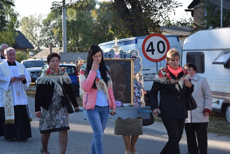 Powitanie MB Częstochowskiej w Lewinie