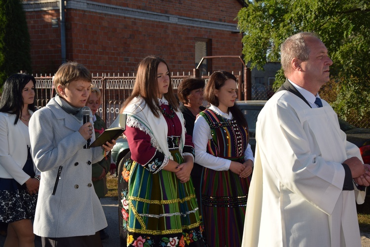 Powitanie MB Częstochowskiej w Lewinie