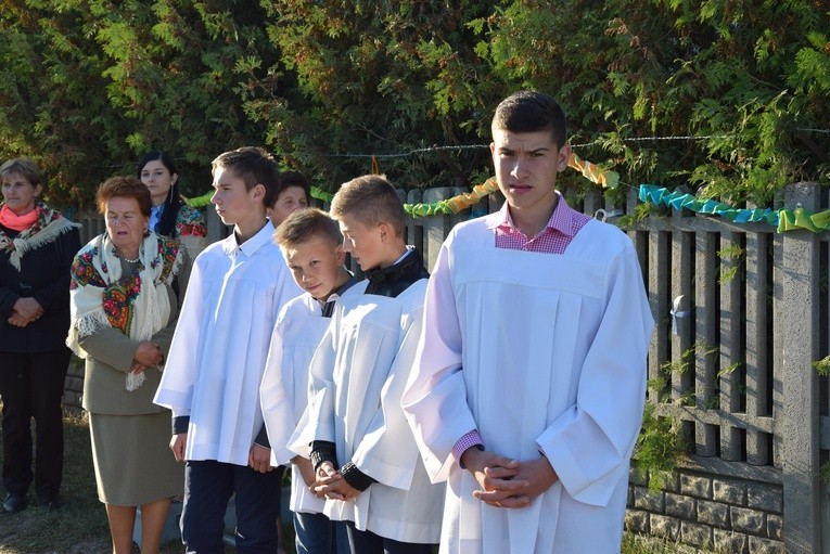 Powitanie MB Częstochowskiej w Lewinie