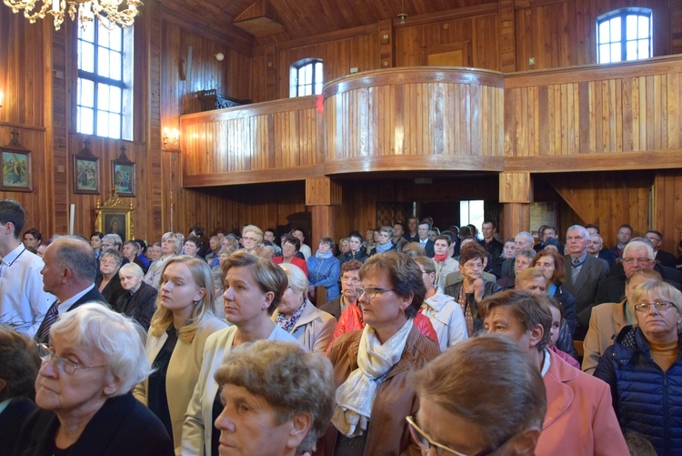 Powitanie MB Częstochowskiej w Lewinie