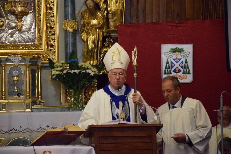 Powitanie MB Częstochowskiej w Lewinie