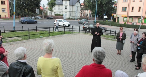 Roziskrzona wspólnota