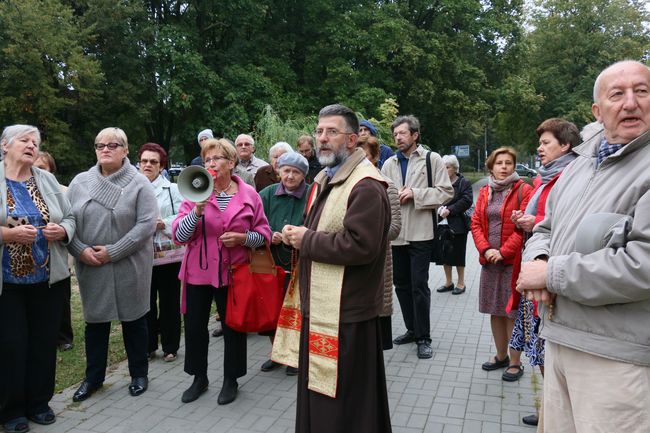 Koronka na ulicy