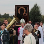 Powitanie ikony MB Częstochowskiej w Żdżarach