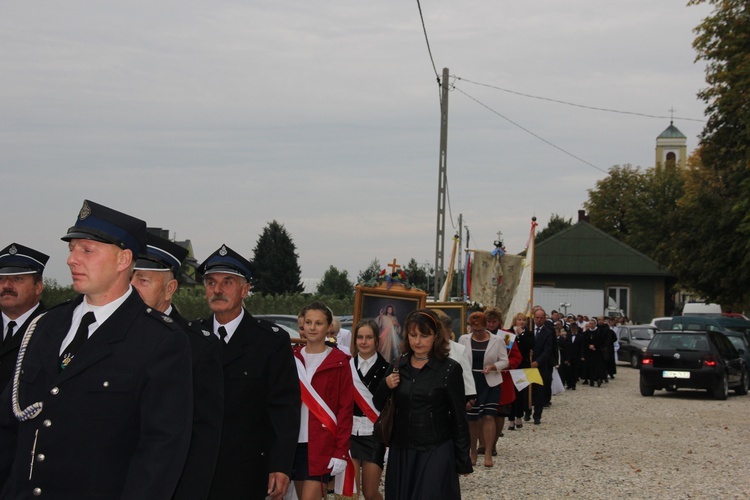 Powitanie ikony MB Częstochowskiej w Żdżarach