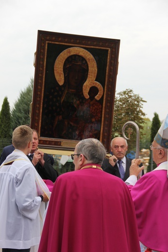 Powitanie ikony MB Częstochowskiej w Żdżarach