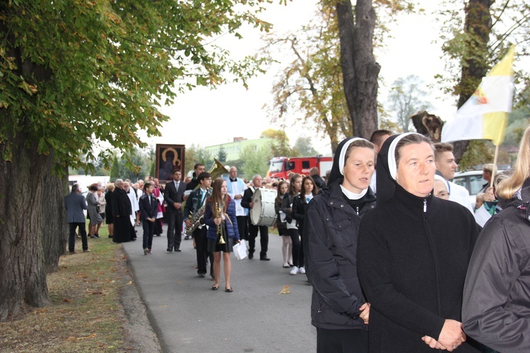 Powitanie ikony MB Częstochowskiej w Żdżarach