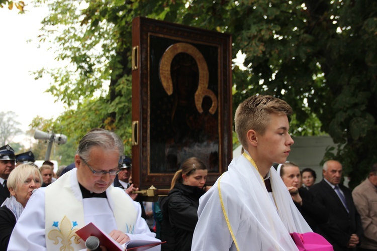 Powitanie ikony MB Częstochowskiej w Żdżarach