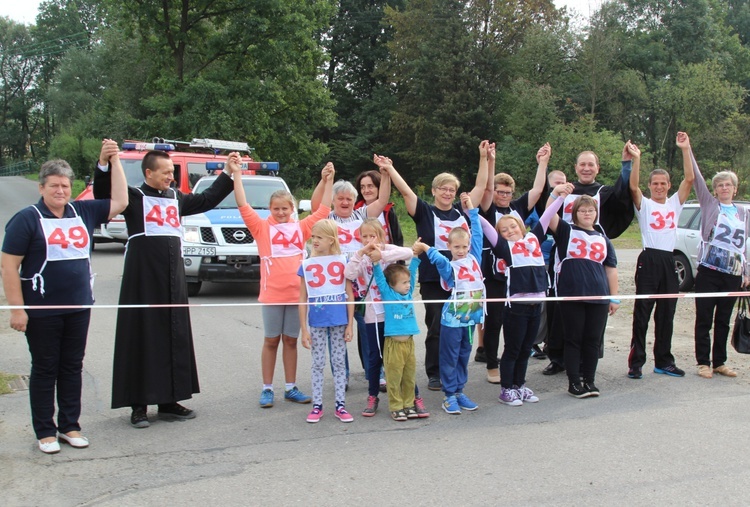 Bieg im. bł. o. Michała Tomaszka w Łękawicy - 2016