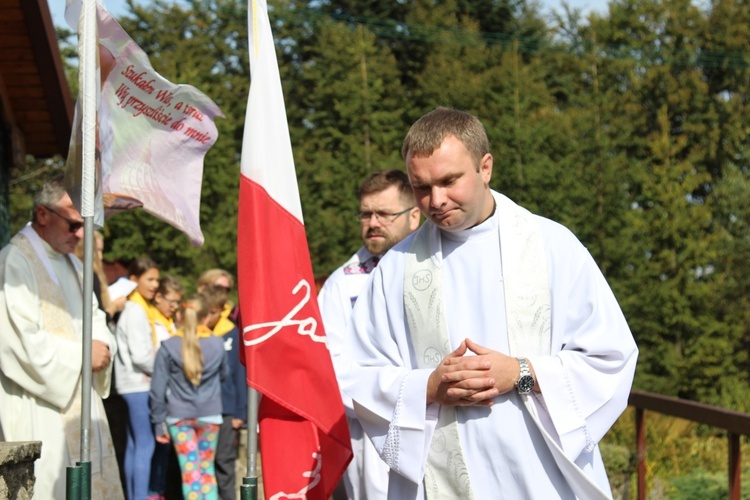 Rajd Szkół Katolickich na Groń Jana Pawła II