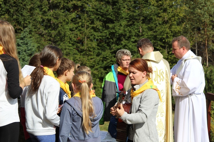 Rajd Szkół Katolickich na Groń Jana Pawła II