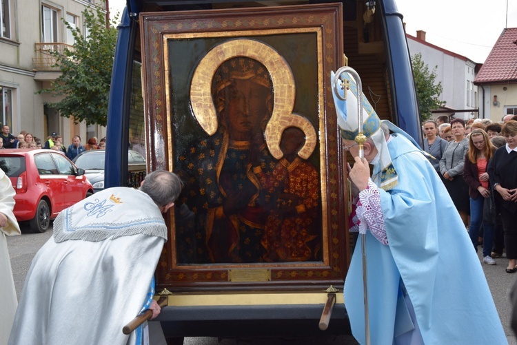 Powitanie ikony MB Częstochowskiej w Nowym Mieście nad Pilicą