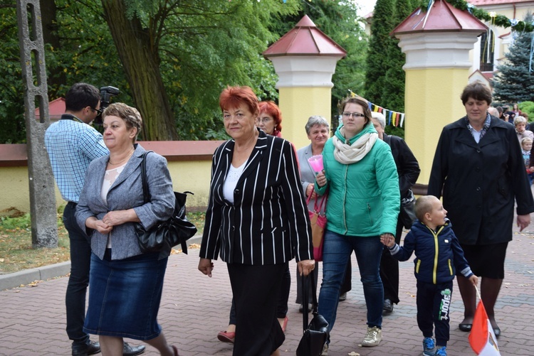 Powitanie ikony MB Częstochowskiej w Nowym Mieście nad Pilicą