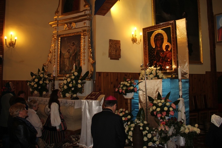 W piątek 30 września Maryja przybyła do Łęgonic