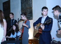 Wieczór uwielbienia w sądeckiej farze