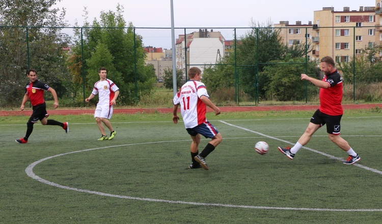 Turniej piłkarski księża vs samorządowcy