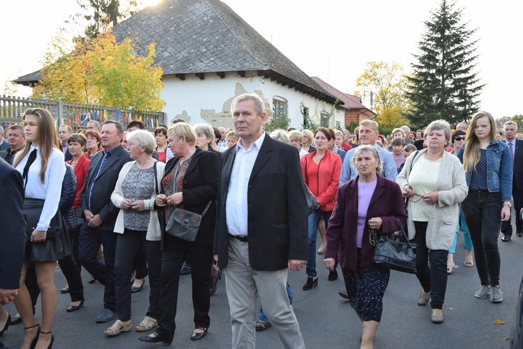 Powitanie ikony MB Częstochowskiej w Rzeczycy