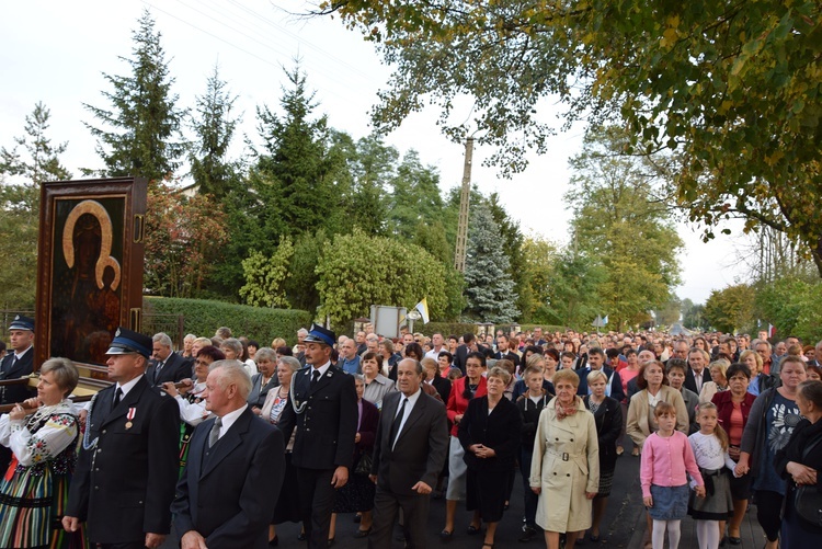 Powitanie ikony MB Częstochowskiej w Rzeczycy