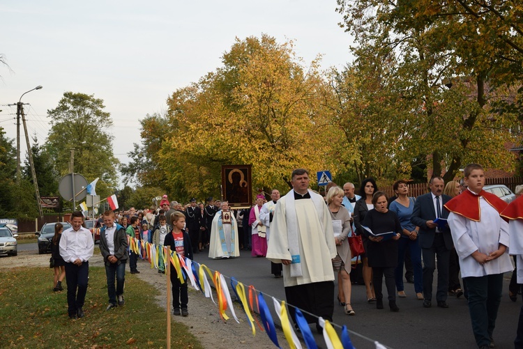 Powitanie ikony MB Częstochowskiej w Rzeczycy