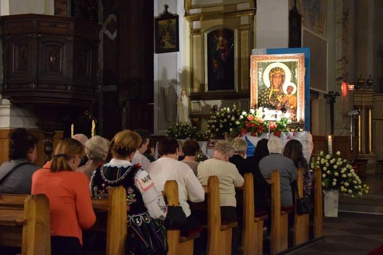 Powitanie ikony MB Częstochowskiej w Rzeczycy