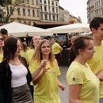 Happening Fundacji Dzieło Nowego Tysiąclecia