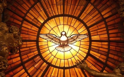 Duch Święty, witraż z bazyliki św. Piotra 