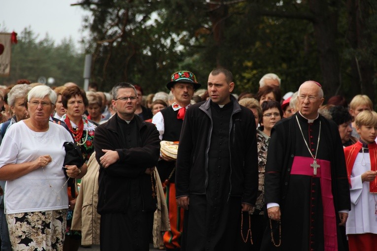 XII Pielgrzymka Kół Żywego Różańca do Domaniewic