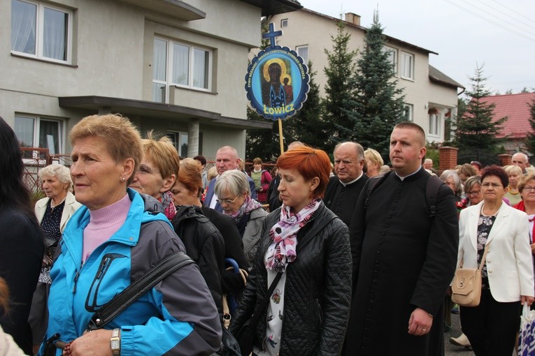 XII Pielgrzymka Kół Żywego Różańca do Domaniewic