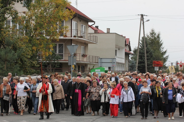 XII Pielgrzymka Kół Żywego Różańca do Domaniewic