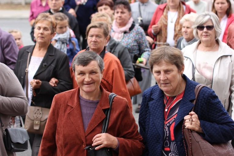 XII Pielgrzymka Kół Żywego Różańca do Domaniewic