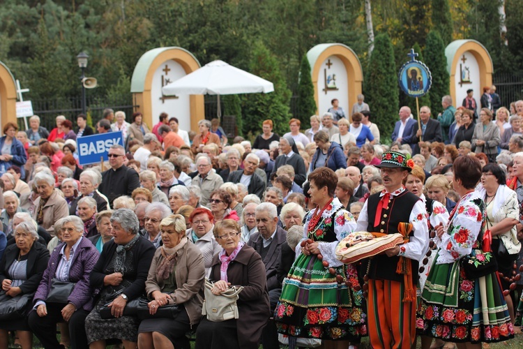 XII Pielgrzymka Kół Żywego Różańca do Domaniewic