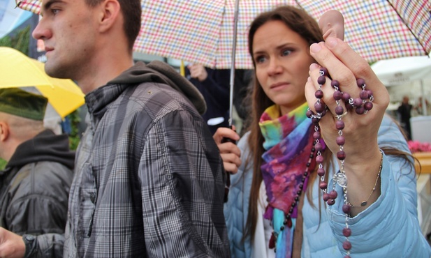Czarny Protest i Biały