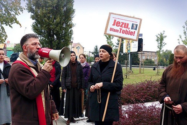 Skrzyżowanie al. Kraśnickiej z Bohaterów Monte Cassino było miejscem modlitwy za Lublin.