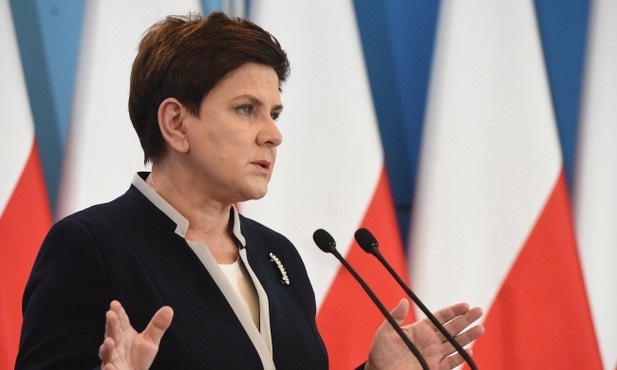 Szydło: Rząd nie pracował i nie pracuje nad zmianami w prawie dot. aborcji