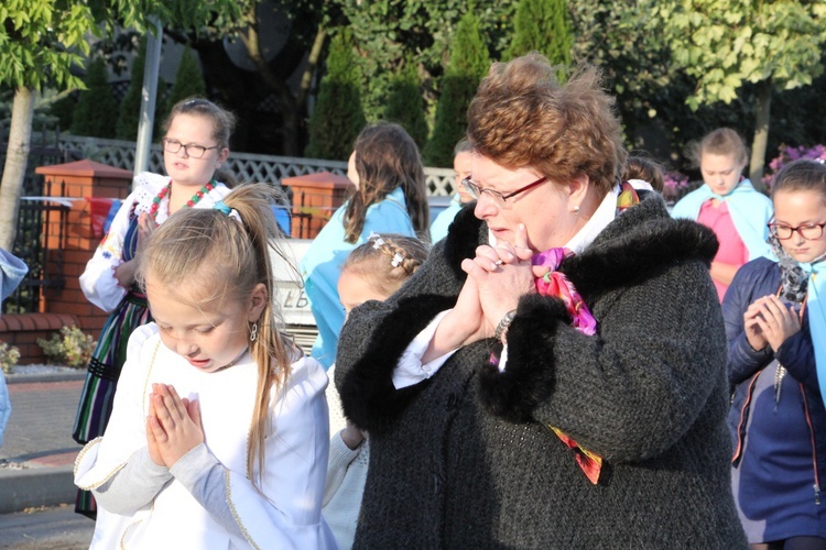 Powitanie ikony MB Częstochowskiej w Czerniewicach