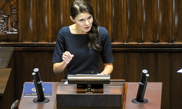 Prawniczka z Białegostoku dr Joanna Banasiuk prezentowała w Sejmie obywatelski projekt o całkowitym zakazie aborcji.