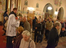 Parafianie od św. Wojciecha w Przasnyszu uczcili relikwie bł. ks. Michała Sopoćki
