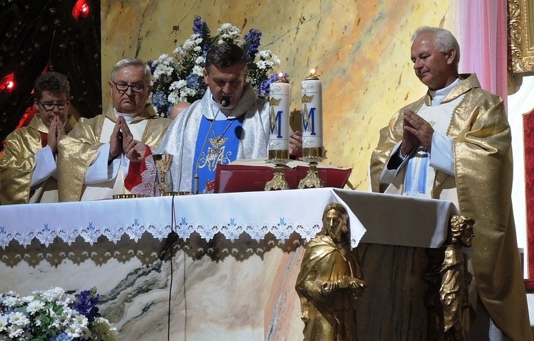 Róże Różańcowe diecezji w Bielsku-Białej