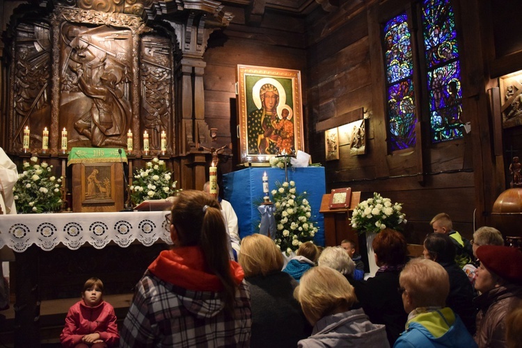 Powitanie ikony MB Częstochowskiej w Spale