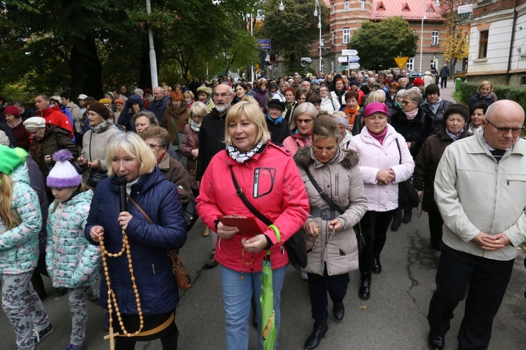 Procesja różańcowa w Krynicy-Zdroju