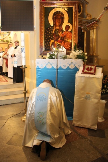 Powitanie ikony MB Częstochowskiej w Lubochni