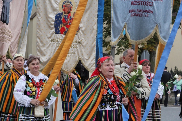 Powitanie ikony MB Częstochowskiej w Lubochni